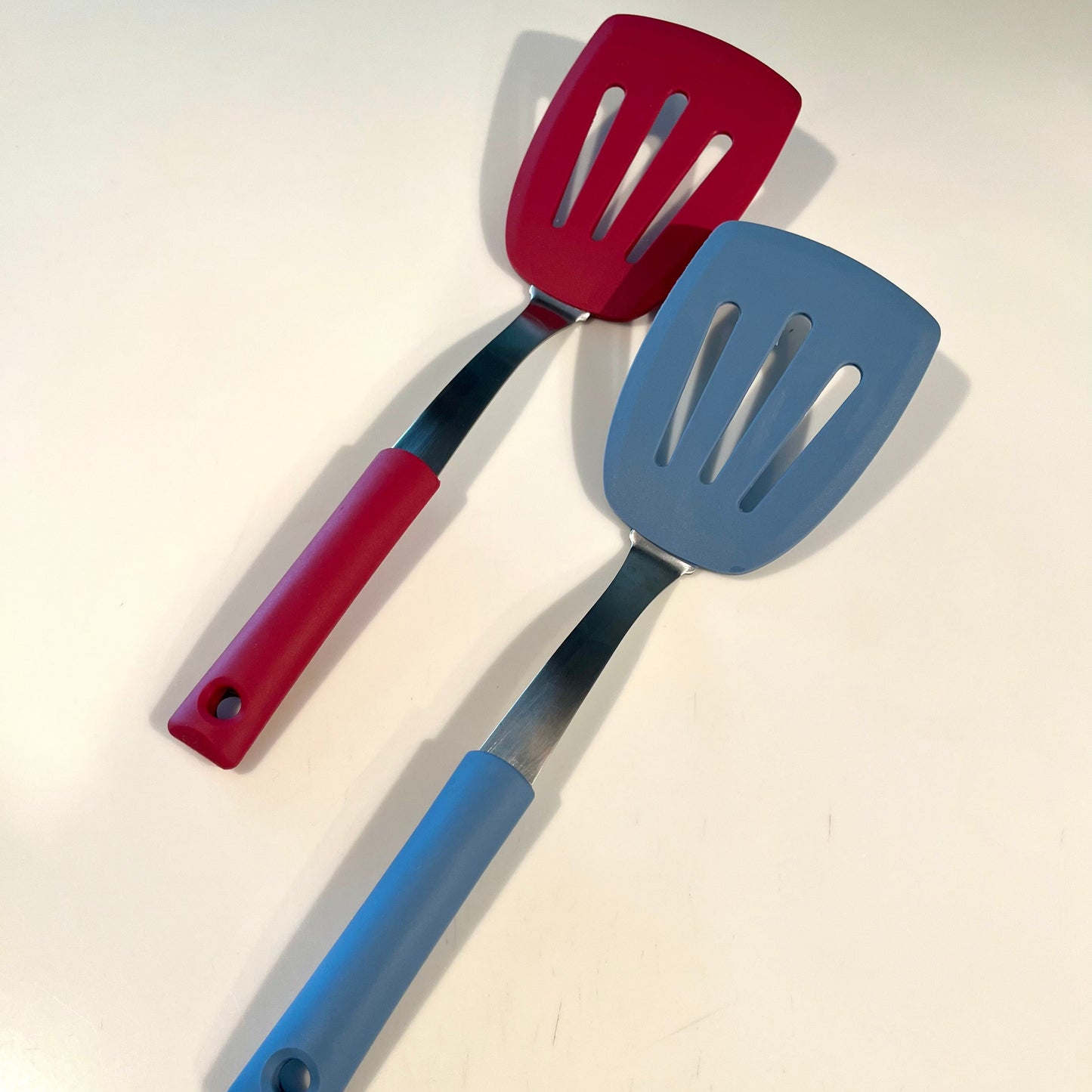 【KakoKitchen】穴あき多用途シリコンマルチフライ返し